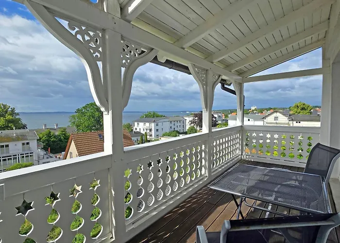 Villa Baedervilla Emma - Fw Ostseepanorama *